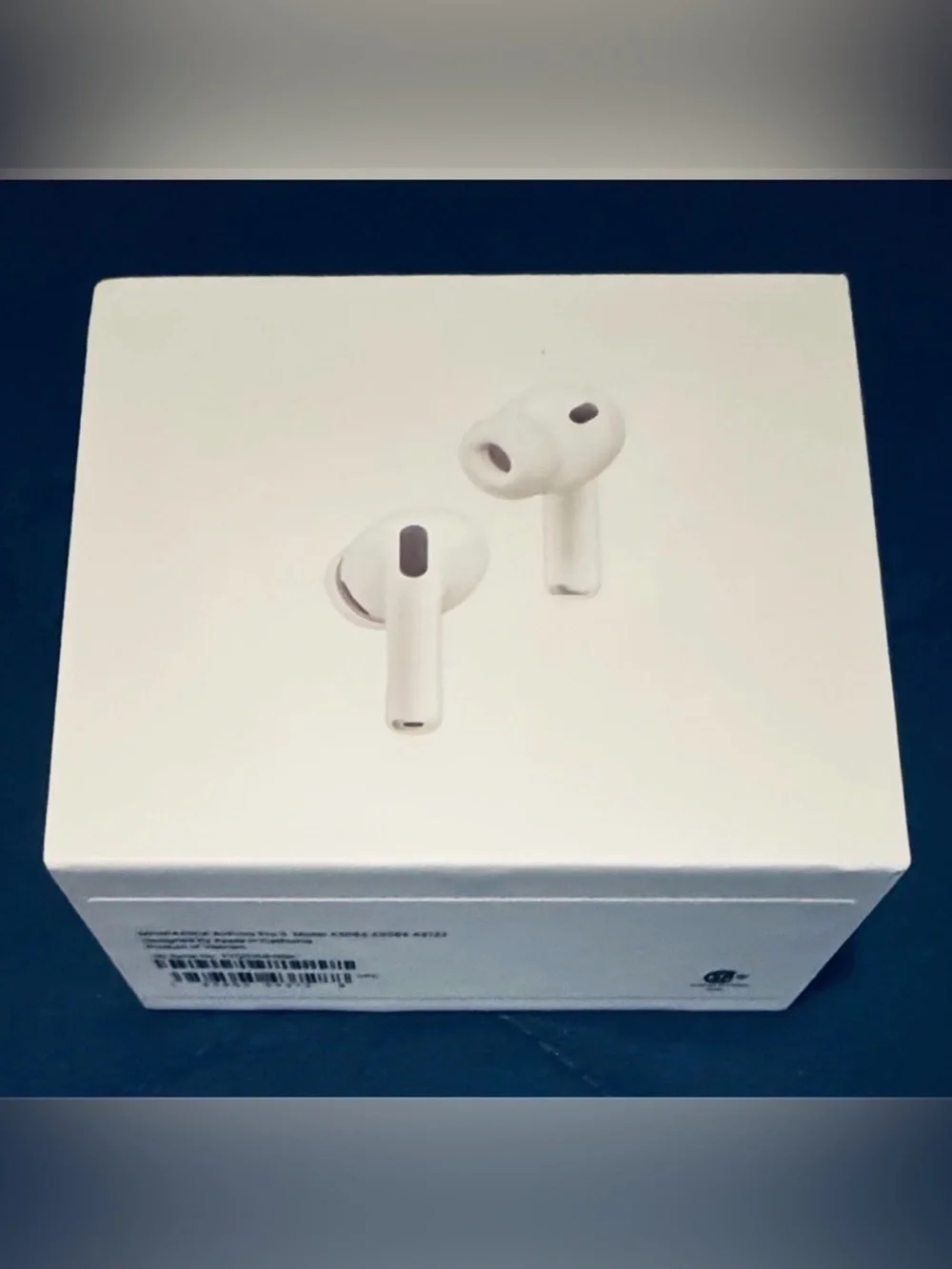 Apple AirPods Pro 3 (17 Months of AppleCare+)